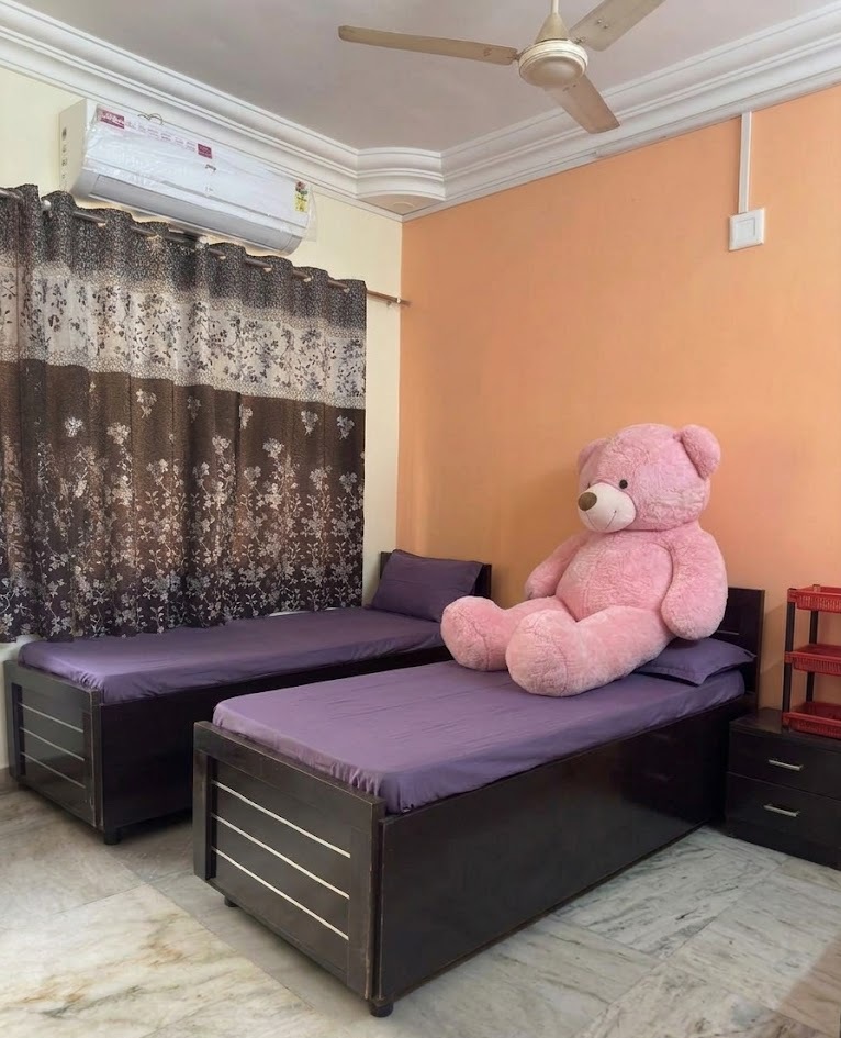 Premium Girls PG Room